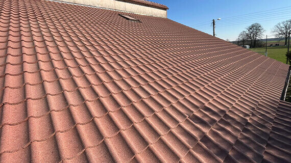 Czyszczenie dachów w Gościeszowicach - po Czyszczenie dachu w Gościeszowicach - przed i po