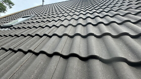 dach po profesjonalnym czyszczeniu