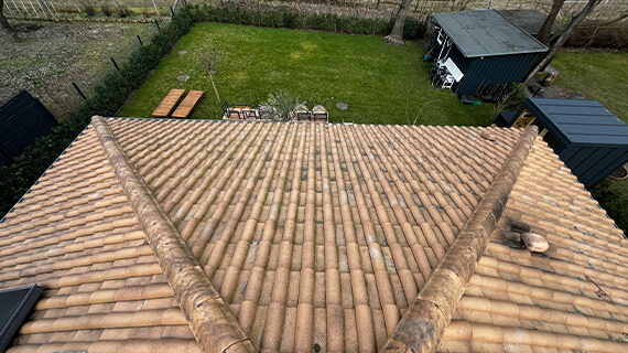 dach-przed-czyszczeniem-i-malowaniem dach-przed-czyszczeniem-i-malowaniem