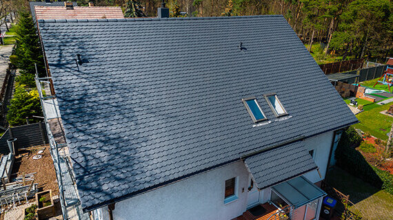 efekt-malowania-dachu Mycie dachu Hoyerswerda