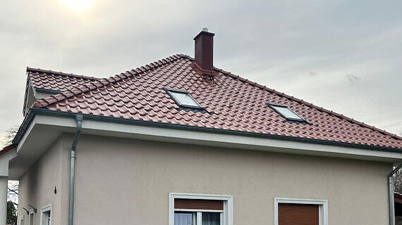 Czyszczenie dachu - Niedoradz - przed po