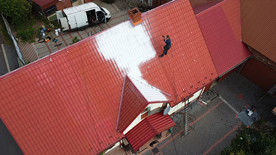 Gruntowanie blachodachówki