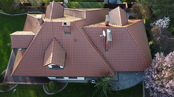 Mycie dachu niskociśnieniowe