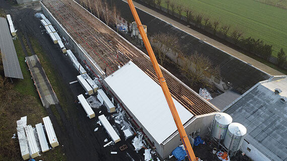 Wymiana dachu przed po