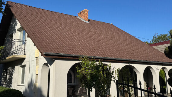 Mycie i malowanie dachu w Wichowie