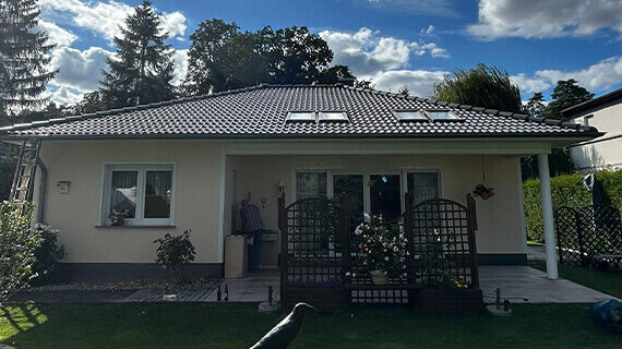 Dach po czyszczeniu i malowaniu - Magdeburg Malowanie dachu Magdeburg