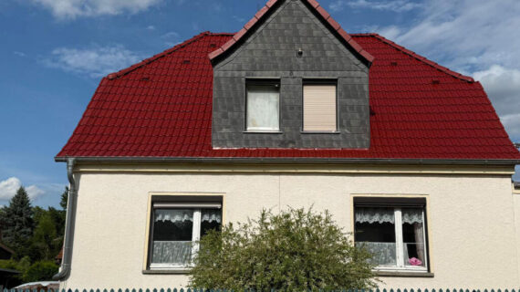 Belgern-Schildau - po malowaniu dachu malowanie dachu w Belgern-Schildau przed i po