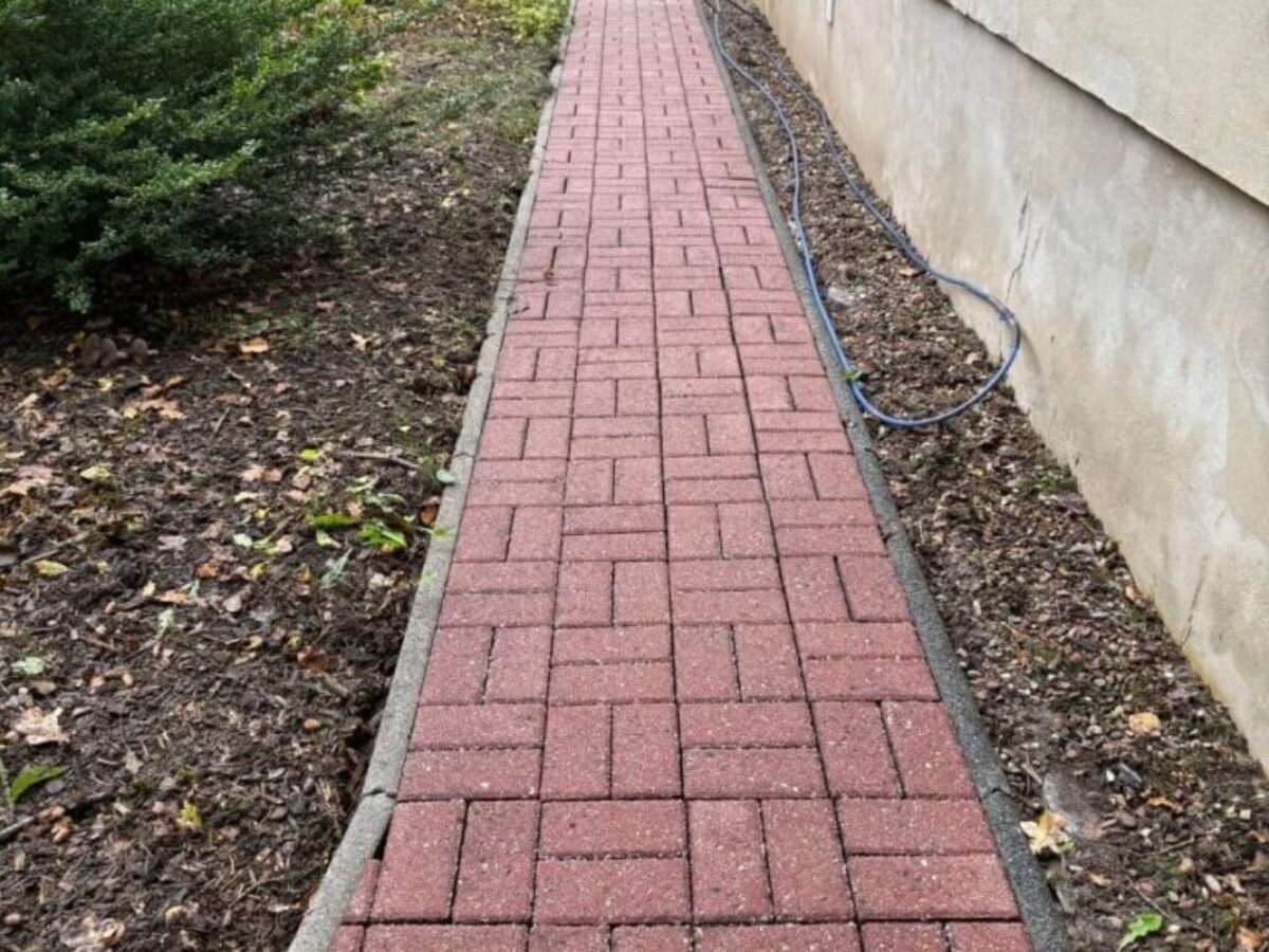 Po myciu kostki brukowej - Nennhausen Po myciu kostki brukowej - Nennhausen