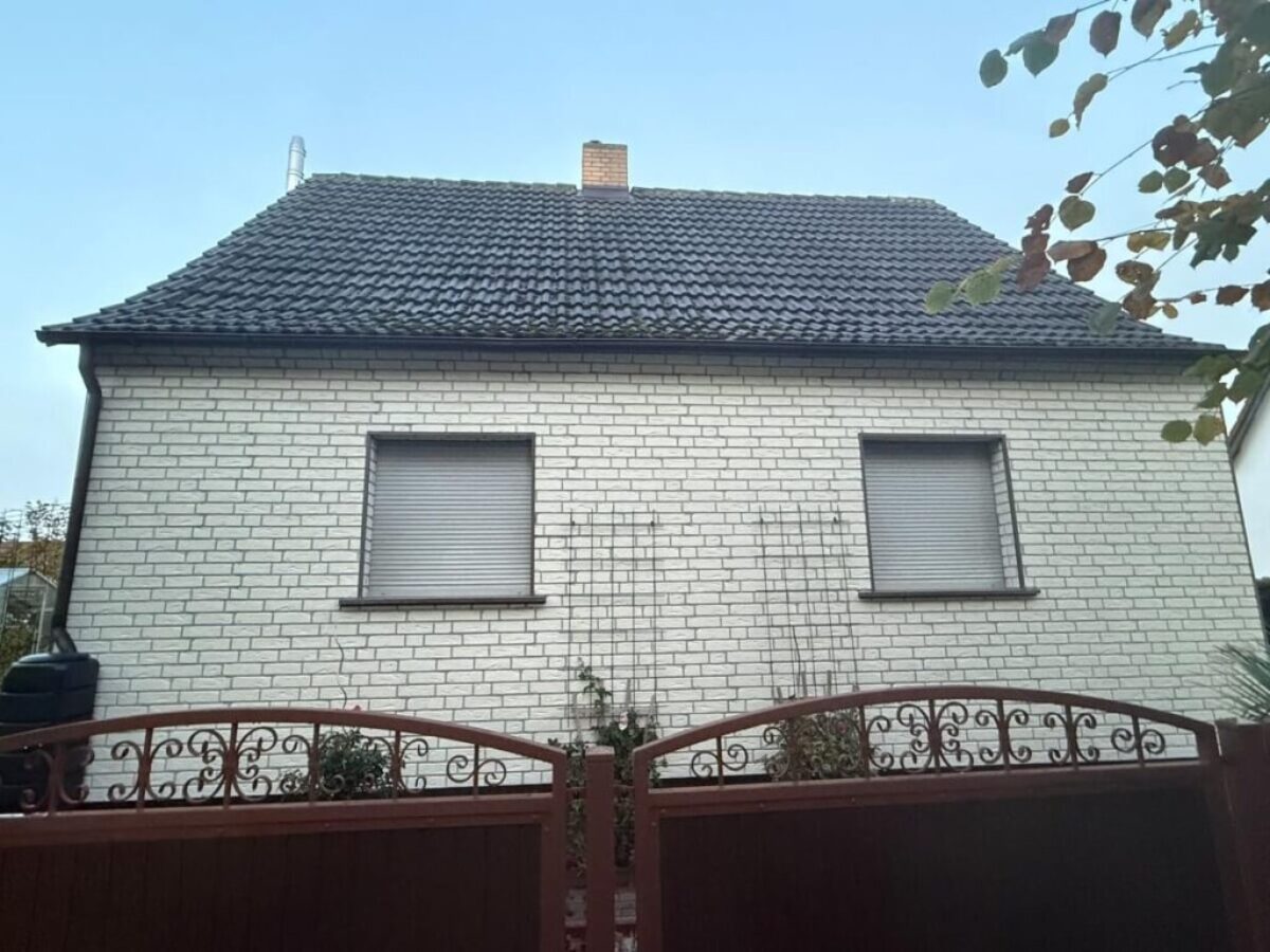 Przed myciem i malowaniem dachu w Luchhmee