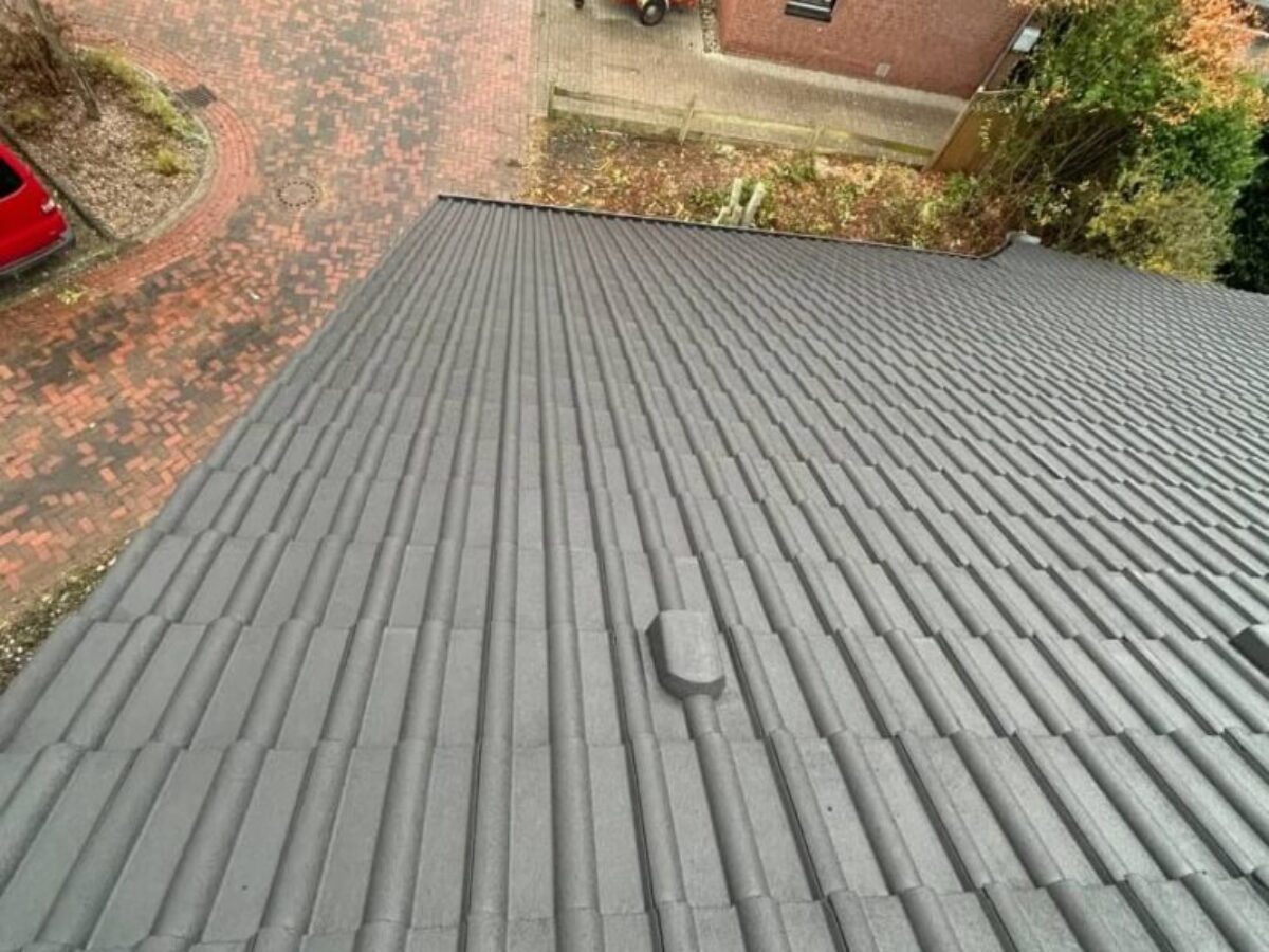 Efekt mycia i malowania dachu w Gifhorn