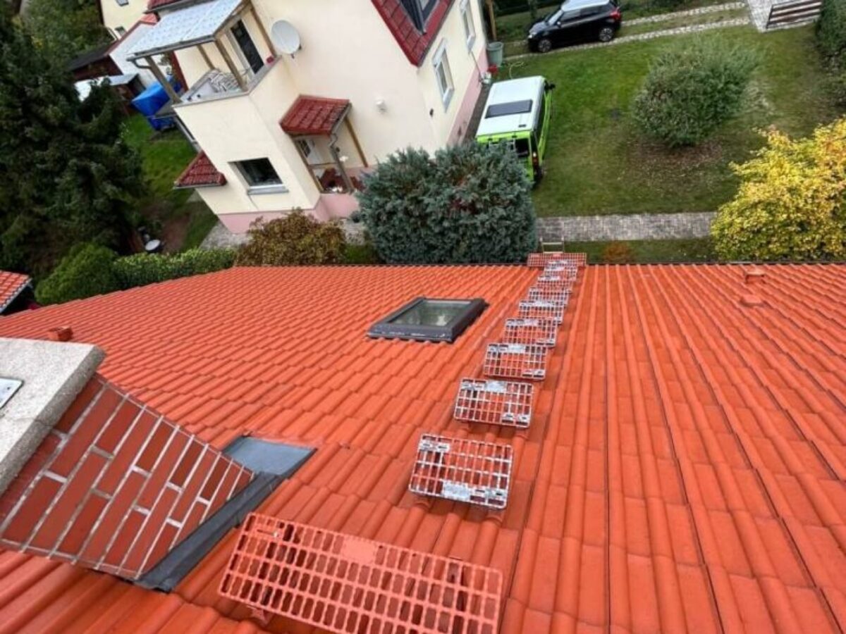 Po czyszczeniu dachu w Möser Po czyszczeniu dachu w Möser