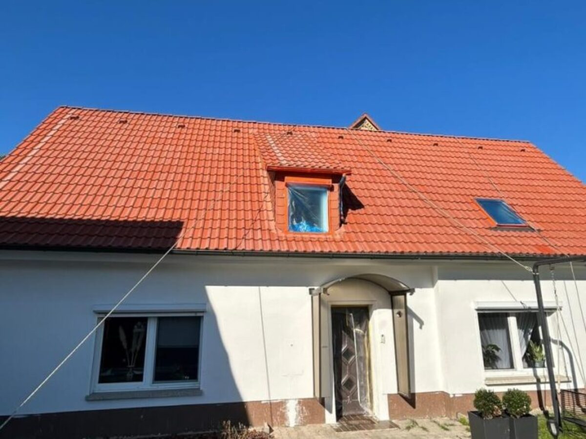 Przed malowanie dachu w Krostitz 3