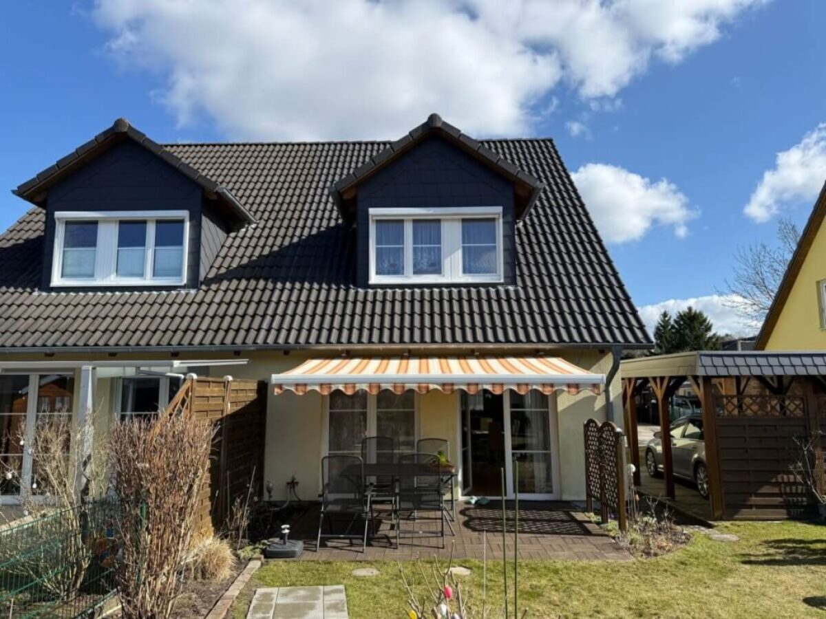 Po czyszczeniu dachu w Strausberg