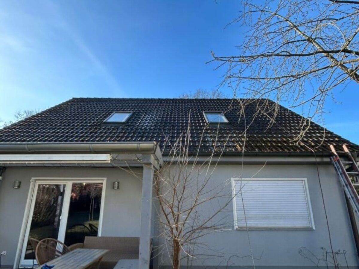 Przed myciem i impregnacją dachu - Berlin